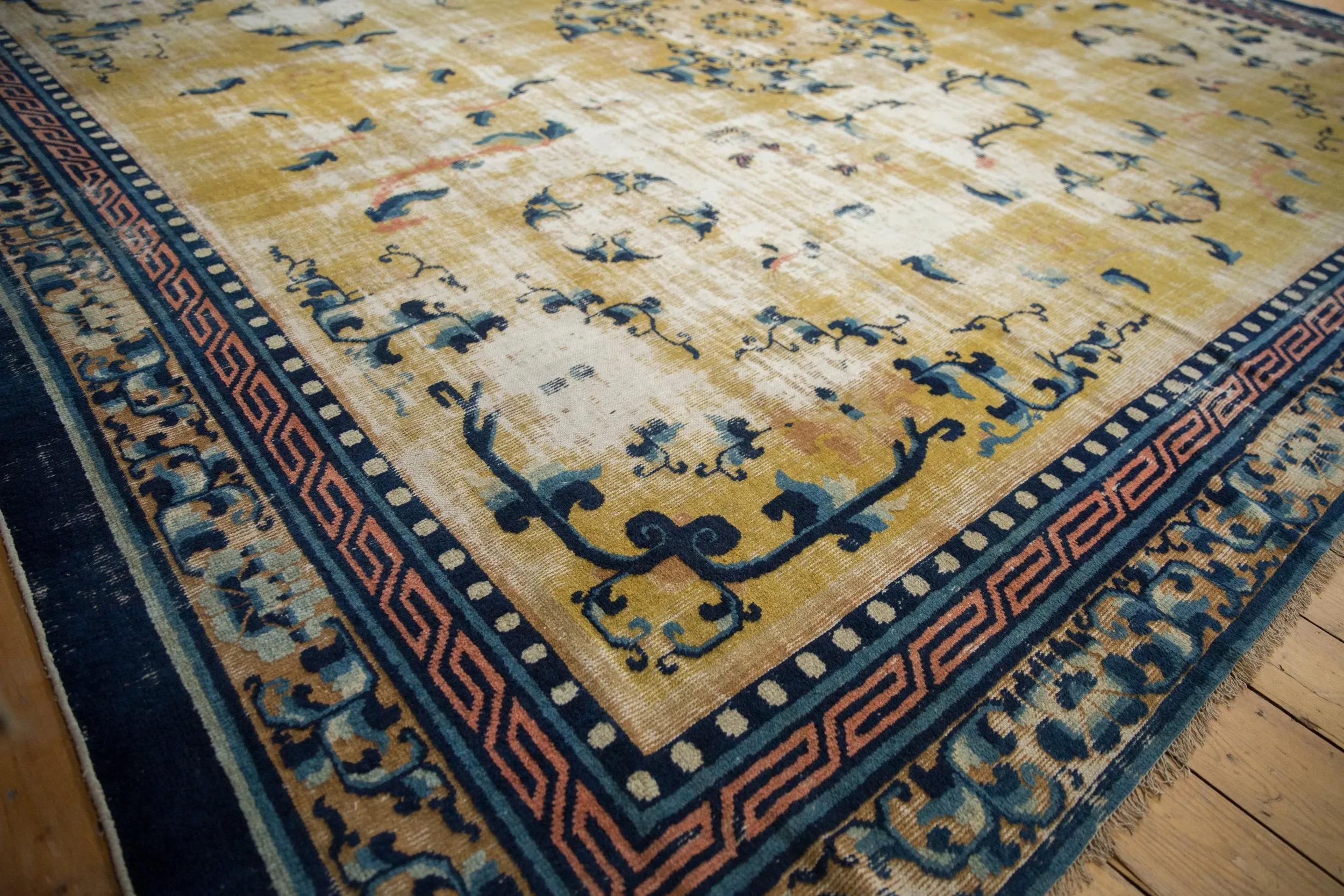 12.5x13 Antique Ningxia Square Carpet